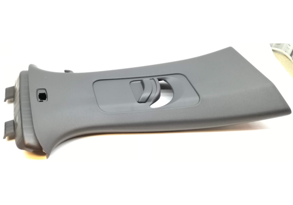 565867244C9B9 VAG Poszycie słupka B czerń satynowa