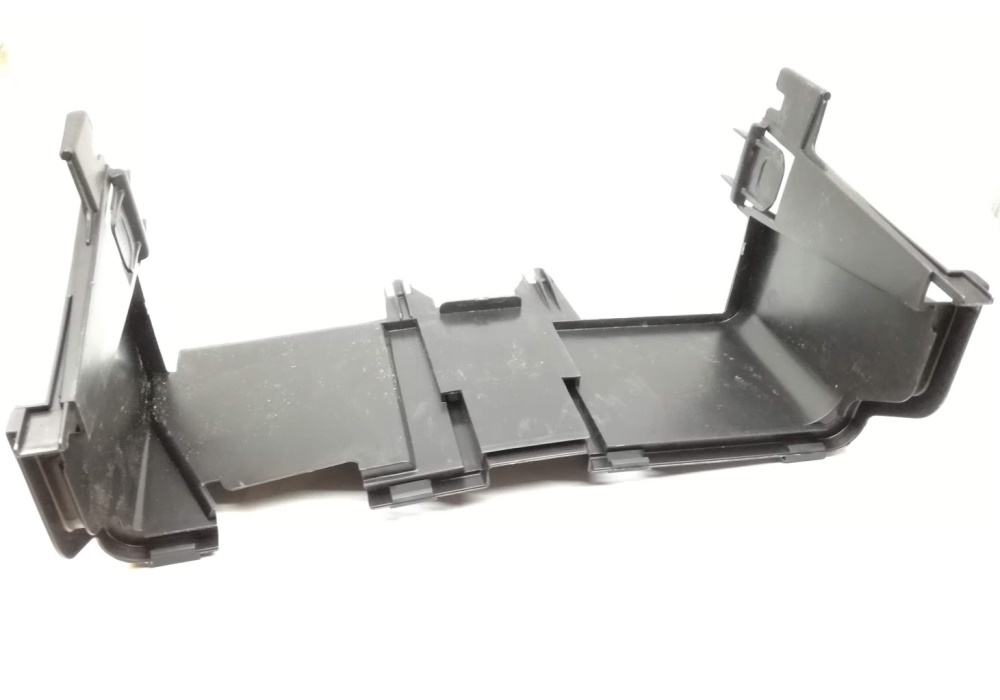 1J0915335 VAG Nakładka obudowa akumulatora  70AH/340A  VW Golf IV 97-