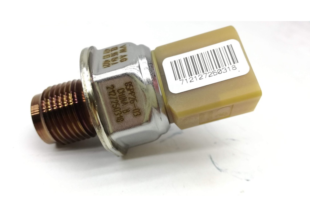 03L906054A VAG Czujnik ciśnienia paliwa na szynie AUDI A1, A3, A5, A6, Q5 1.6D/2.0D 04.08-09.18