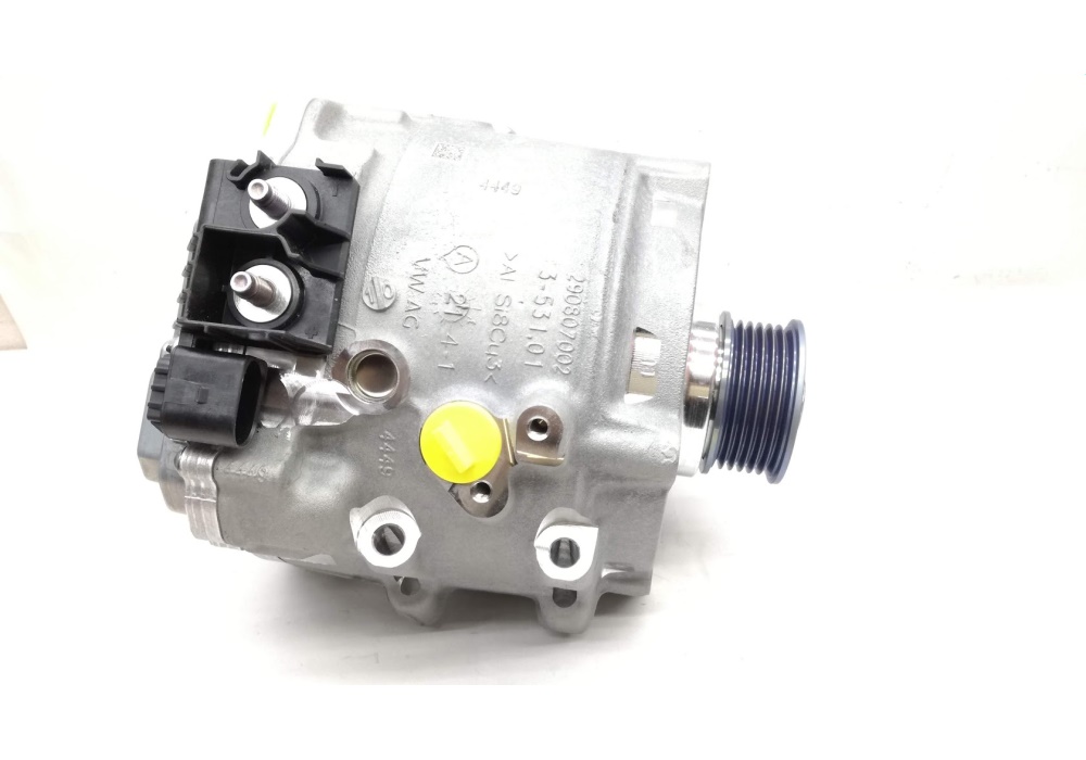 4N1903028A VAG Alternator-rozrusznik (chłodzony cieczą)