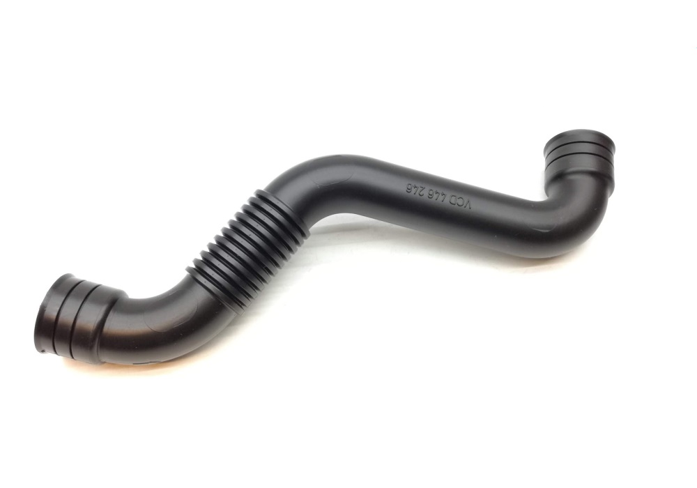 03G103493T VAG RURA PRZEWÓD ODMY AUDI A4 2,0 TDI