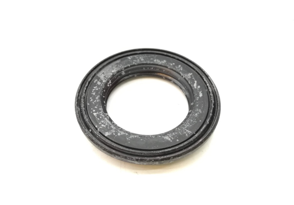 079109293C VW CLASSIC Pierścień uszczelniający wałka rozrządu 4,2 ltr. 253KW   8-cylindrów+ siln.benz.