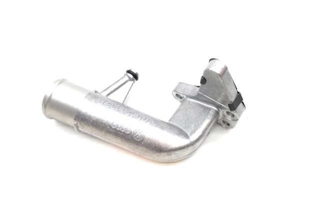 070121131B VAG Króciec rurowy rura wodna z uszczelką VW T5 2,5 TDI  AXE,AXD,BLJ