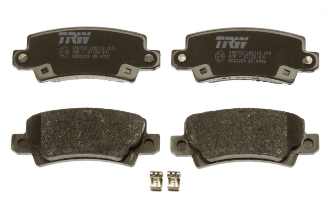 GDB3289 TRW KLOCKI HAMULCOWE