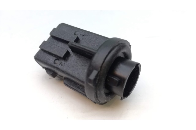 191941669A VW CLASSIC Oprawka zarowki postojowej pozycyjnej przód VW T4