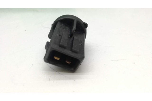 191941669A VW CLASSIC Oprawka zarowki postojowej pozycyjnej przód VW T4