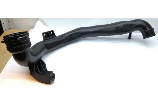 3C0145840C VAG RURA POWIETRZNA INTERCOOLERA VW Passat B6 06-10