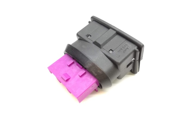 893906232 VW CLASSIC Wtyczka plaska wiazki z uszczelnieniem housing