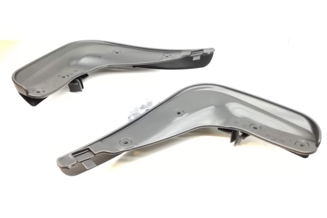 1K0075111 VAG CHLAPACZE PRZOD VW Golf V Golf Plus - VW Golf 05-