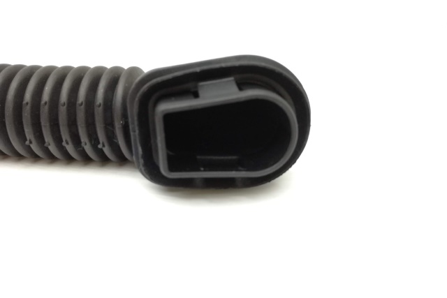 6R6971829A VAG TULEJA przelotka VW Polo 10- 6R