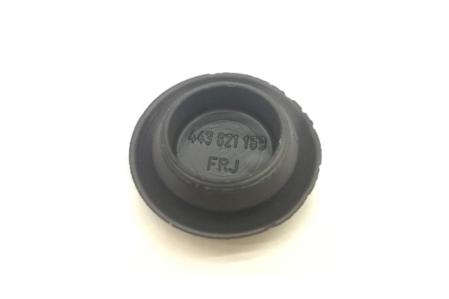 44382116901C VW CLASSIC cover