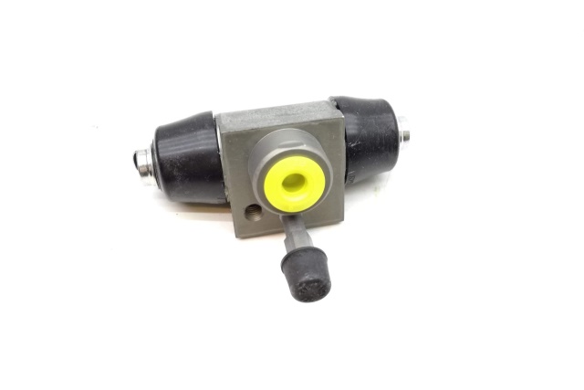 6Q0611053B VAG Cylinderek hamulcowy