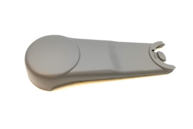 443837575A24S VW CLASSIC NAKLADKA KORBKI Audi 100 82-