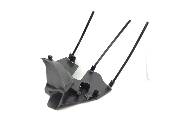 8V0407811A VAG Kierownica powietrza