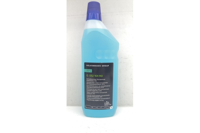 G052164M2 VAG PŁYN DO SPRYSKIWACZY zimowy KONCENTRAT -70*C / 1L