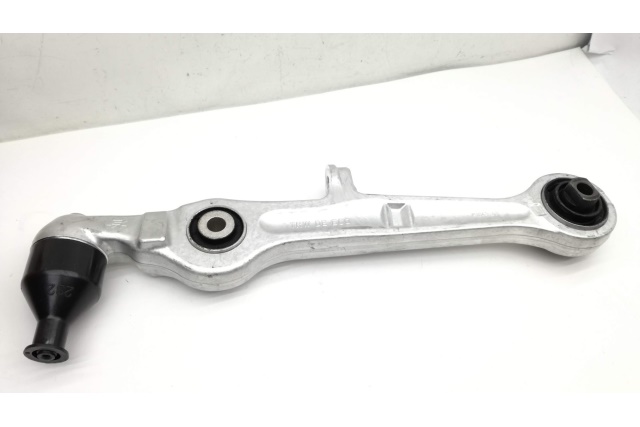 8E0407151R VAG Wahacz nosny