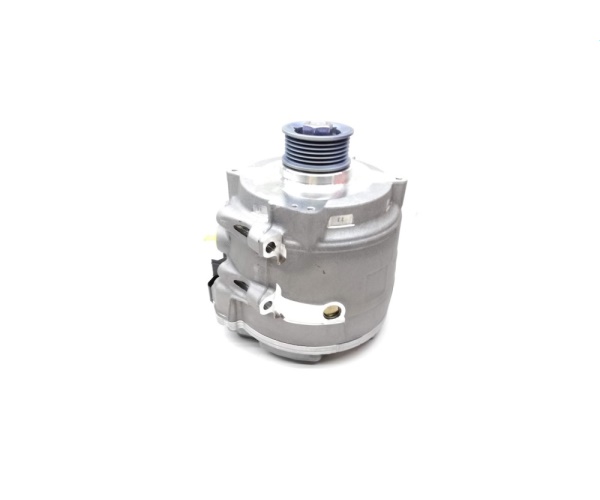 4N1903028 VAG Alternator-rozrusznik (chłodzony cieczą)