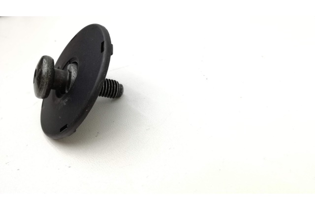 703883297A VW CLASSIC śruba mocowania fotela VW T4 23MM 2. rzad lawek