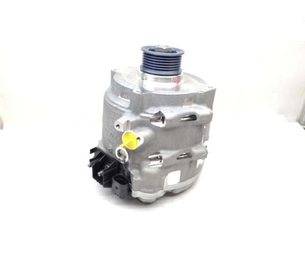 4N1903028A VAG Alternator-rozrusznik (chłodzony cieczą)
