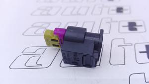 07P973702 VAG WTYCZKA KOSTKA DO HALOGENU 2 PIN