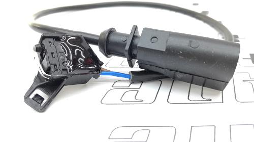 6R0953236 VAG Mikroprzełącznik zamka maski przód VW