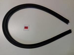 6V0823723 VAG Uszczelka podszybia Skoda Fabia III