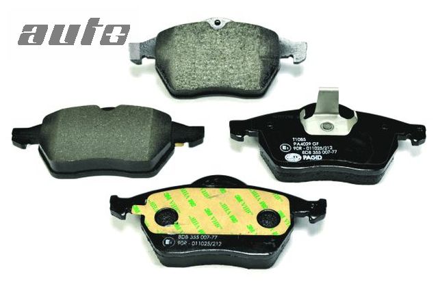 8DB 355 007-771 HELLA KLOCKI HAMULCOWE