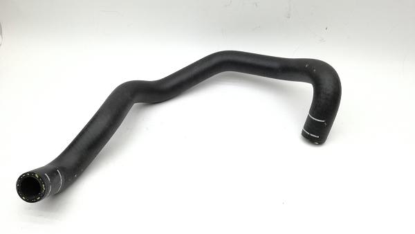 078121058R VAG Przewód układu chłodzenia Audi V6