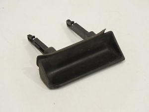 8D9827777B VAG UCHWYT KLAMKI Audi A4 B5 95-