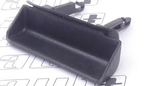 8D9827777B VAG UCHWYT KLAMKI Audi A4 B5 95-