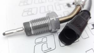 03L906088EC VAG Czujnik temperatury spalin