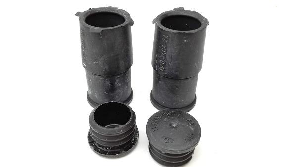 8V0698647 VAG KOMPLET TULEJEK