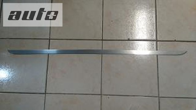 XAK107POA5CB VAG STALOWA LISTWA OCHRONNA BAGAŻNIKA POLO 6r