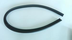 5J0823723 VAG Uszczelka maski silnika