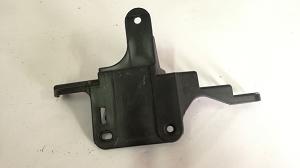8D0971845BF VAG UCHWYT Audi A4 B5 95-