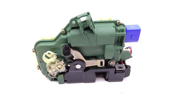 3B1837015AT VAG Zamek drzwi VW Passat 97- B5