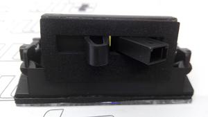 8D0943021D VW CLASSIC LAMPKA OŚWIETLENIA TABLICY REJESTRACYJNEJ AUDI A4 B5 LIMUZYNA PRAWA Audi A4 B5 9