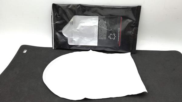 8R0096151B VAG SCIERECZKI DO SKÓRY - nasączona rękawiczka Audi Q5 8R (2008-2016)