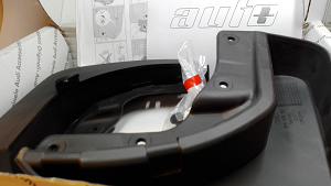 8V4075101 VAG Oryginalne Fartuchy CHLAPACZE TYŁ AUDI A3 2013-