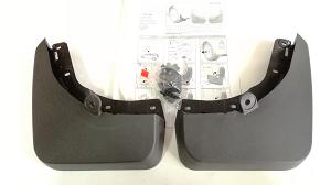 8V3075101 VAG Oryginalne Fartuchy CHLAPACZE TYŁ AUDI A3 2013